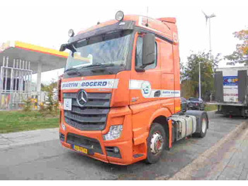 رأس تريلا MERCEDES-BENZ Actros 1842