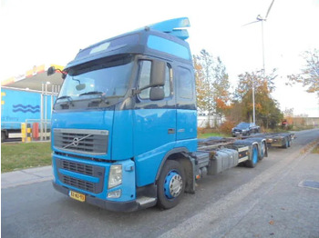 ناقلة حاويات/ شاحنة حاويات VOLVO FH 420