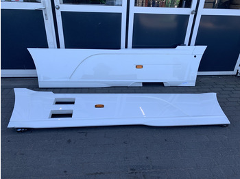 هيكل السيارة الخارجية DAF XF 106