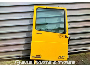 باب و قطع الغيار DAF XF 106