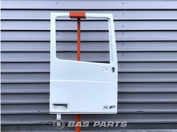 باب و قطع الغيار DAF XF 106