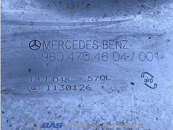خزان الوقود - شاحنة Mercedes-Benz Brandstoftank Mercedes 570 Liter A 960 475 27 03: صورة 5