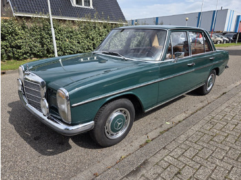 سيارة MERCEDES-BENZ