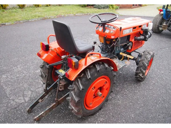جرار Ciągnik Kubota B6100 1995 4x4: صورة 5