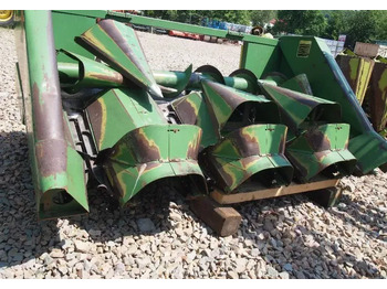 حصادة ذرة JOHN DEERE