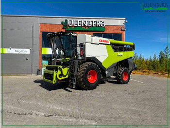 حصادة CLAAS Lexion 6700