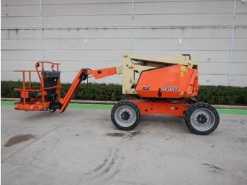 مرفاع مفصلي JLG