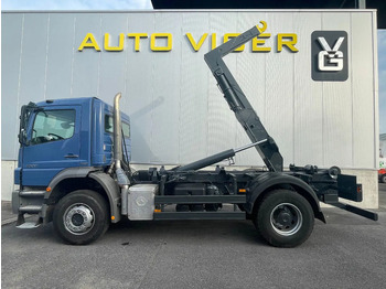 شاحنة برافعة خطافية MERCEDES-BENZ Axor 1833