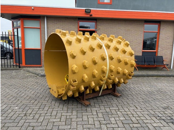 رَصَّاص الطرق CATERPILLAR CS12