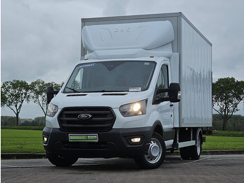 شاحنة بصندوق مغلق FORD Transit
