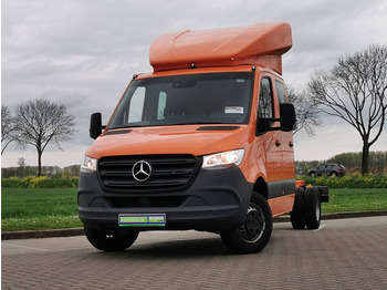 شاحنة توصيل مغلقة Mercedes-Benz Sprinter 519 dub.cab chassis v6 !: صورة 1