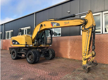 حفار ذو عجلات Caterpillar M316D: صورة 3