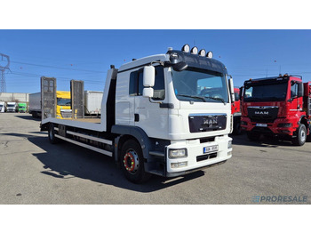 شاحنة سحب MAN TGM 18.250