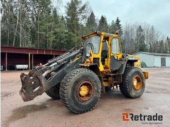 آلات الإنشاء VOLVO 4400