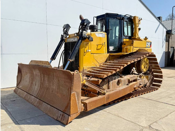 بلدوزر CATERPILLAR D6T