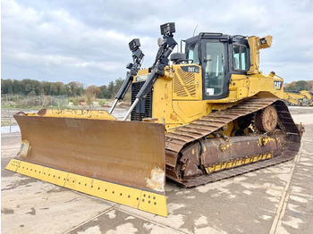 بلدوزر CATERPILLAR D6T