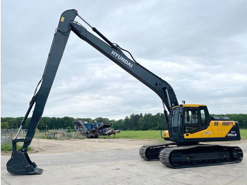 حفّار HYUNDAI R245LR