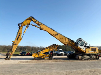 حفار زاحف LIEBHERR R 944
