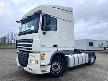 مقطورة السحب DAF XF 105 410