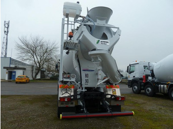 شاحنة خلاطة خرسانة للبيع  Mercedes arocs: صورة 5