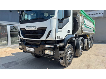 شاحنة قلاب Iveco Trakker AD410T45 8x4 20m3 - hydr. back - 72.000km: صورة 2 شاحنة قلاب Iveco Trakker AD410T45 8x4 20m3 - hydr. back - 72.000km: صورة 2