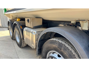 شاحنة قلاب Iveco Trakker AD410T45 8x4 20m3 - hydr. back - 72.000km: صورة 4 شاحنة قلاب Iveco Trakker AD410T45 8x4 20m3 - hydr. back - 72.000km: صورة 4