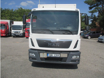 شاحنة صندوقية MAN TGL 12.250: صورة 2