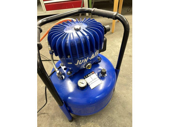 معدات صناعية