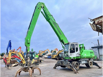 آلة التعامل مع النفايات SENNEBOGEN