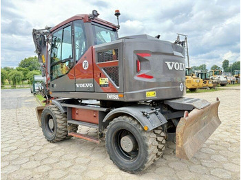 حفار ذو عجلات VOLVO EWR150E
