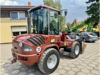 اللودر بعجل VOLVO L30B