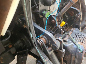 أجهزة هيدروليكية Case Jx, New Holland Tdd Jx80, Td80d  Hydraulic Lift Cover Assy 5093994, 5093995: صورة 2