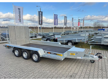 مقطورة لنقل المعدات