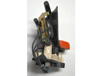 النظام الكهربائي - معدات المناولة Linde 1443605100 | Rijschakelaar Control handle Control module: صورة 2 النظام الكهربائي - معدات المناولة Linde 1443605100 | Rijschakelaar Control handle Control module: صورة 2