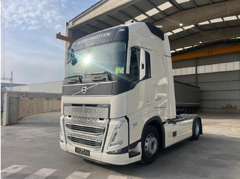 مقطورة السحب VOLVO FH 460