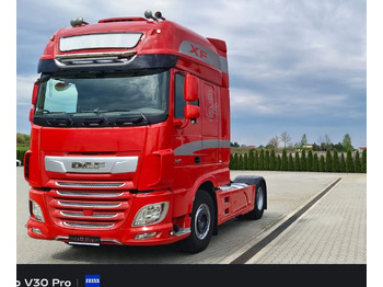 مقطورة السحب DAF XF