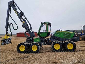 آلة حصاد الأشجار JOHN DEERE