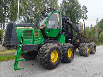 جرار شحن جذوع أشجار الغابات JOHN DEERE