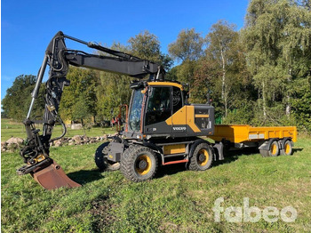 حفار ذو عجلات VOLVO EW160E