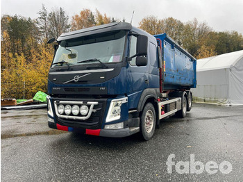 شاحنة برافعة خطافية VOLVO FM