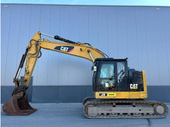 حفار زاحف CATERPILLAR 325FL