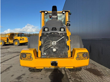 اللودر بعجل Volvo L 70 H: صورة 4 اللودر بعجل Volvo L 70 H: صورة 4