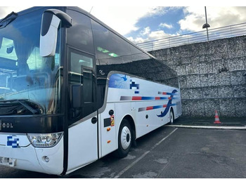 حافلة نقل لمسافات طويلة VAN HOOL