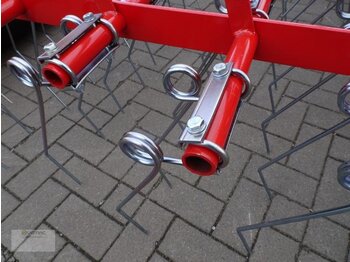 مشط العشب للبيع Vemac Wiesenstriegel Striegel Wiesenschleppe 4,8Meter NEU: صورة 5 مشط العشب للبيع Vemac Wiesenstriegel Striegel Wiesenschleppe 4,8Meter NEU: صورة 5