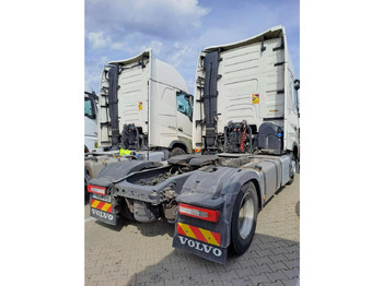 مقطورة السحب VOLVO FH 460
