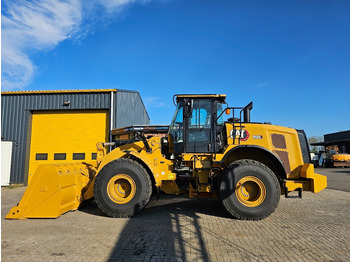 اللودر بعجل CATERPILLAR 950