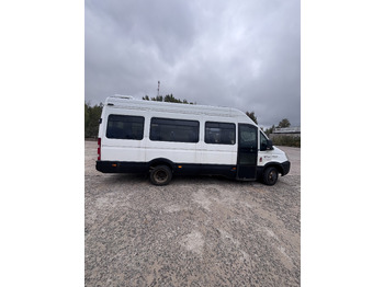 حافلة صغيرة, ميكروباص IVECO Daily: صورة 4