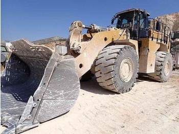 اللودر بعجل CATERPILLAR 988K