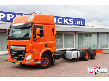 شاحنة بهيكل معدني للمقصورة DAF CF 450