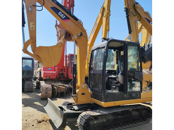 حفار زاحف CATERPILLAR 306E